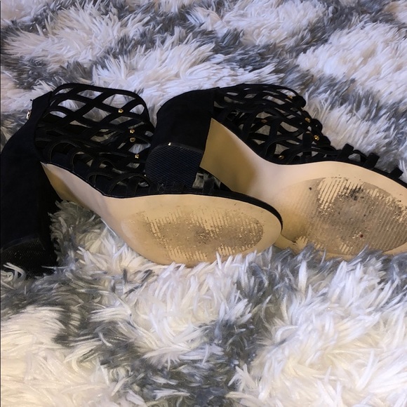 Nicole Miller Heels - Picture 5 of 7